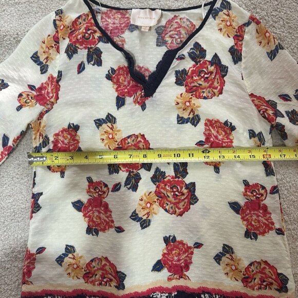 Skies Are Blue Blouse Women’s Small Boho 3/4 Sleeve Floral Print White Pink Blue - Picture 12 of 12